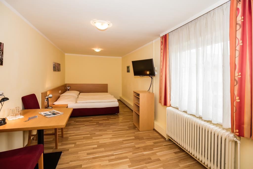 Hotel Denk Bed & Breakfast Форхдорф Екстериор снимка